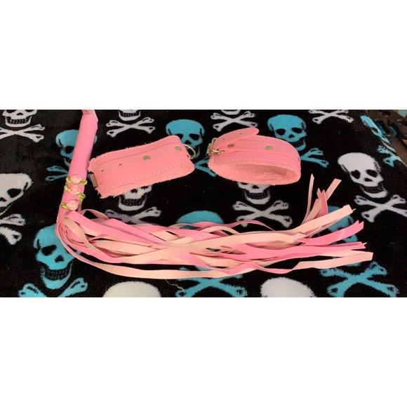 Custom Made DDLG/BDSM Bundle - Picture 3 of 4